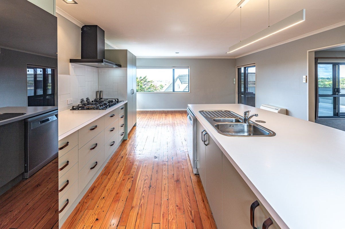 18 Titter Place, Springvale, Whanganui, Manawatu / Whanganui - Carousel 2