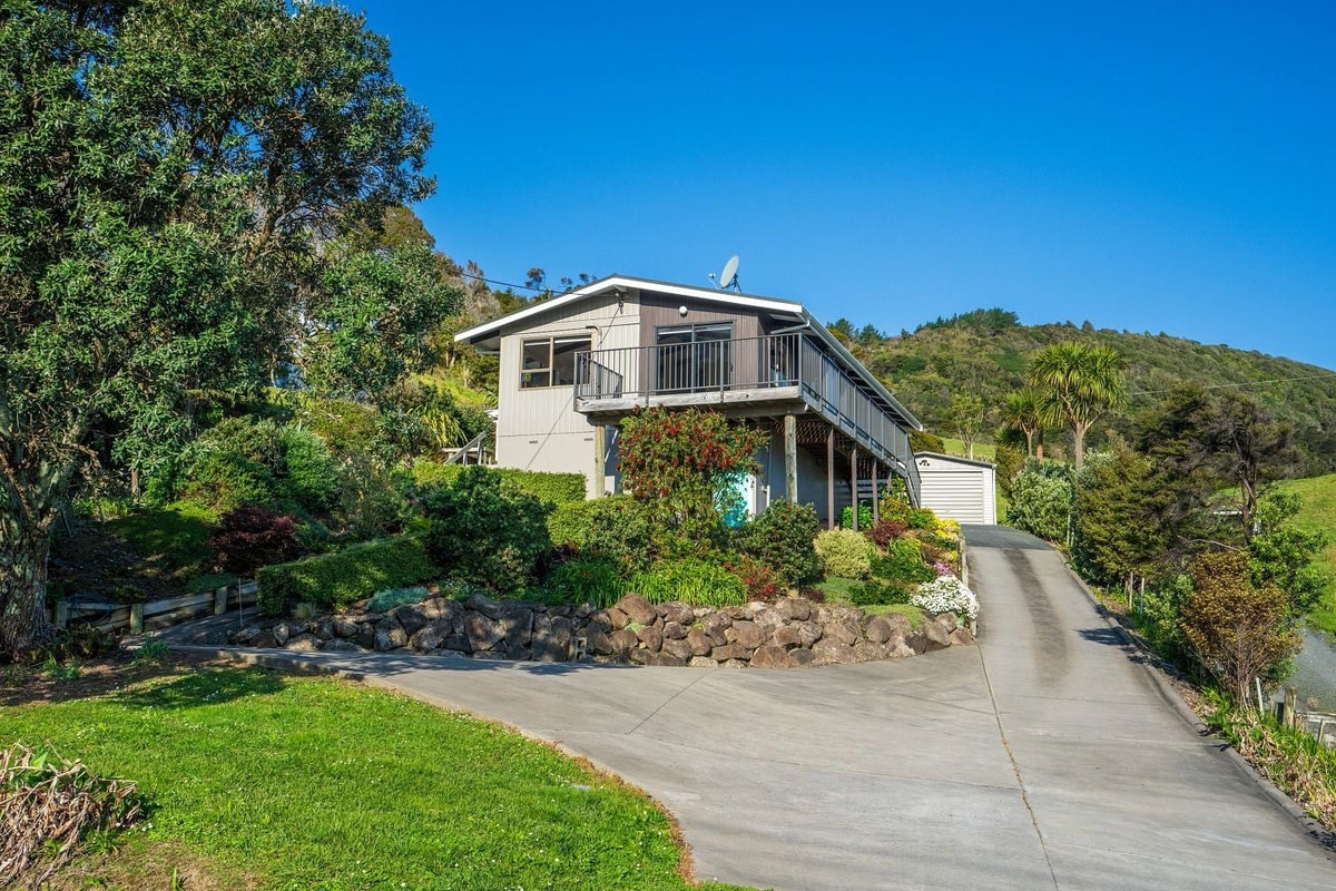 20 Ody Road, Whangarei - Carousel 1