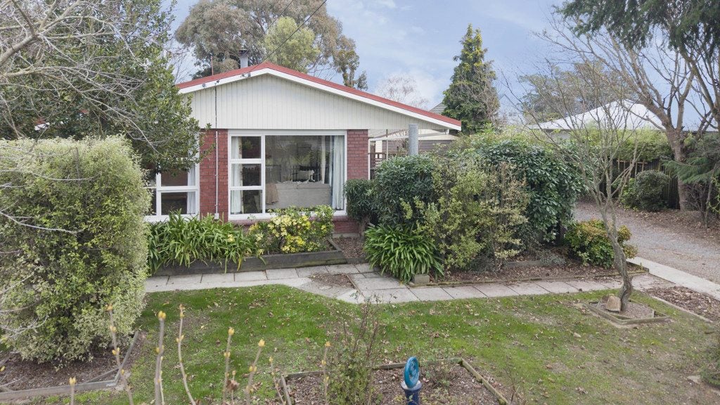 25 Leeston and Lake Road, Leeston, Leeston - Carousel 1