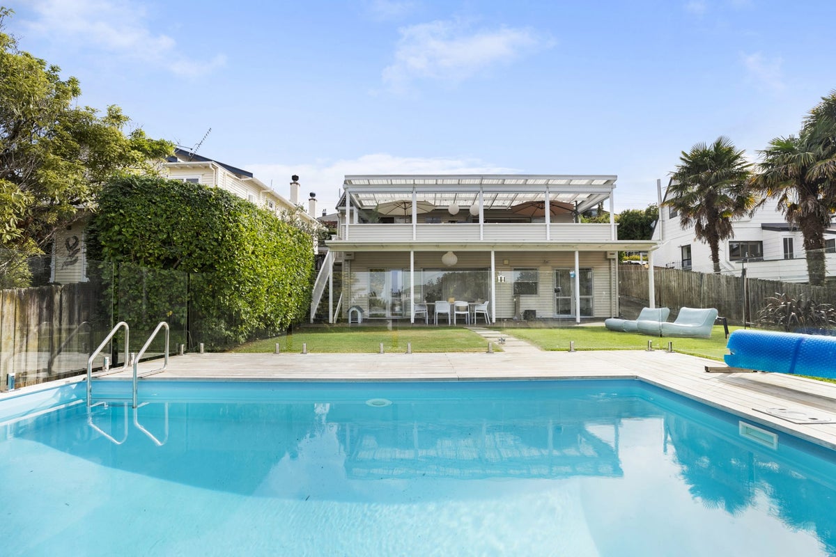 23 Trafalgar Street, Onehunga, Auckland - Carousel 1