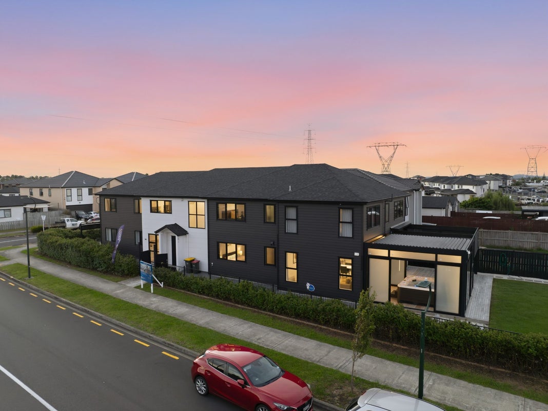37 Drumconnell Drive, Flat Bush, Auckland - Carousel 1