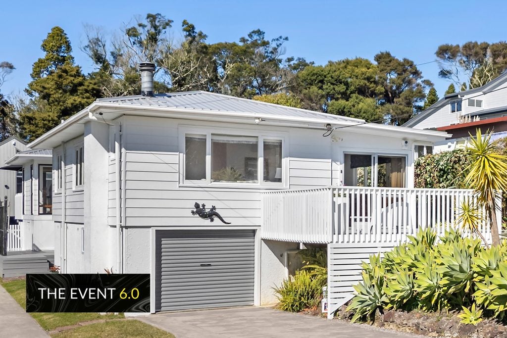 93 Verran Road, Birkenhead, Auckland - Carousel 1