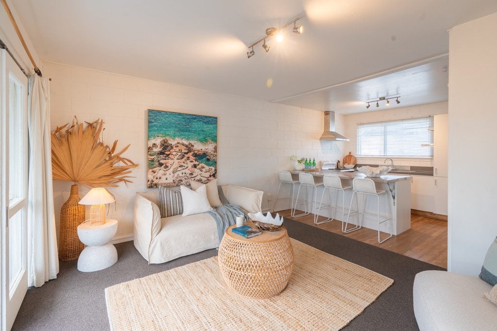3/15A Marriner Street, Sumner, Christchurch - Carousel 2