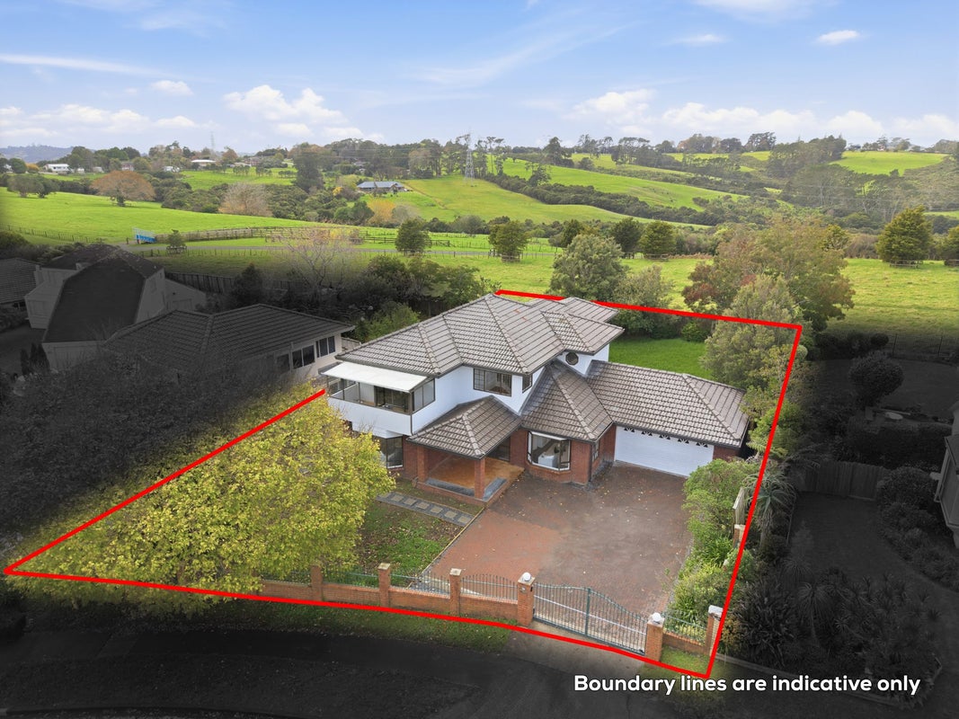 8 Capistrano Mews, Goodwood Heights, Auckland - Carousel 32