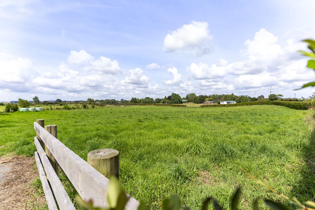 53 Lewis Road, Karaka, Papakura - Carousel 7