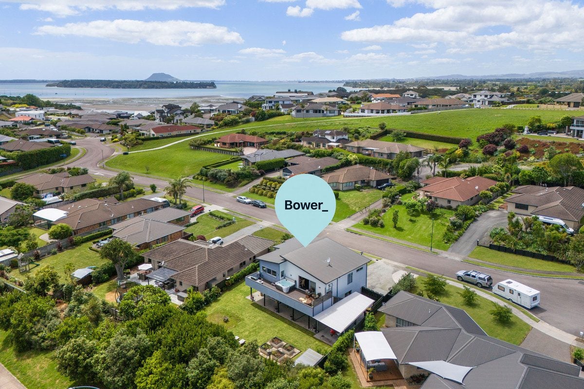 12 Haden Place, Omokoroa, Omokoroa - Carousel 1