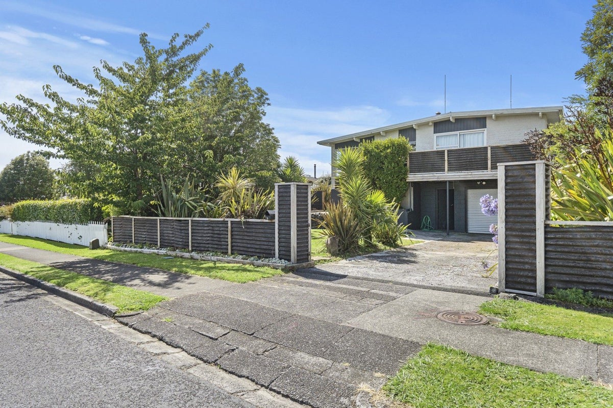 19 Konini Street, Inglewood, Inglewood - Carousel 1