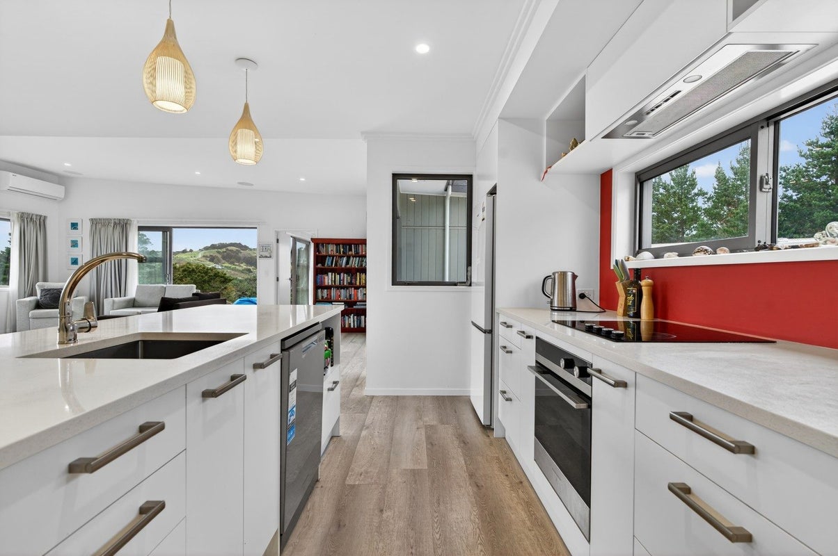 573 Valley Road, Kaiwaka, Kaiwaka - Carousel 2
