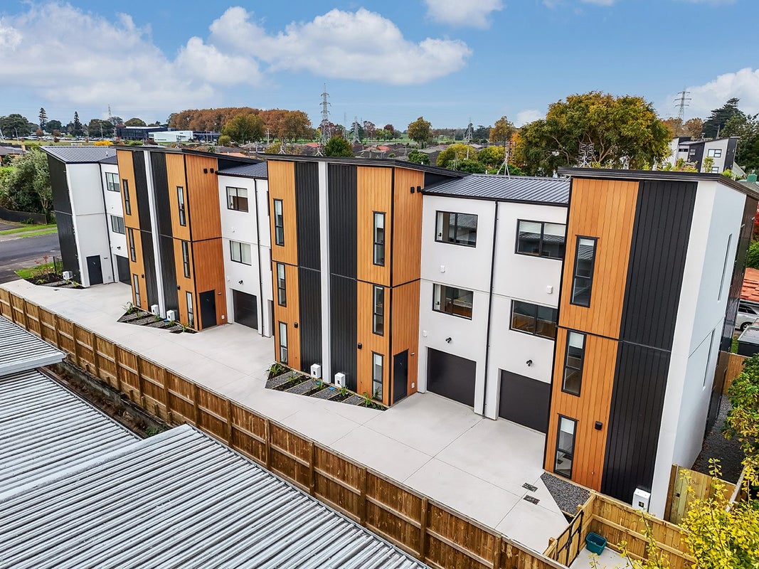 4/146 Old Farm Road, Hamilton East, Hamilton - Carousel 2