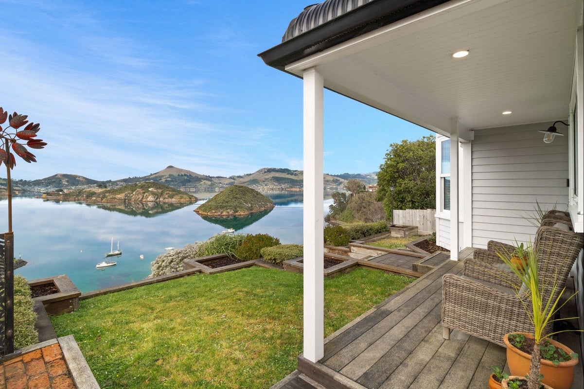 34 Island Terrace, Port Chalmers, Dunedin - Carousel 2