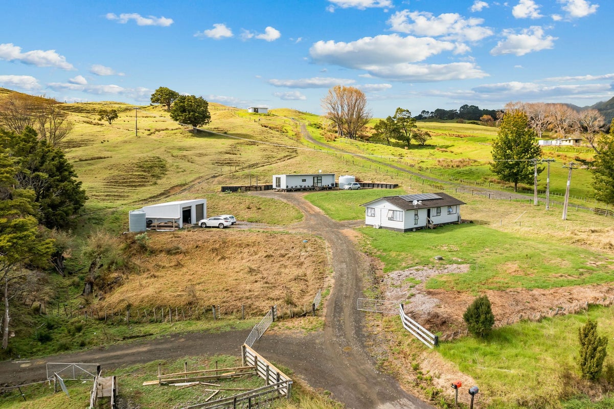 1350 State Highway 12, Oue, Kaikohe - Carousel 2
