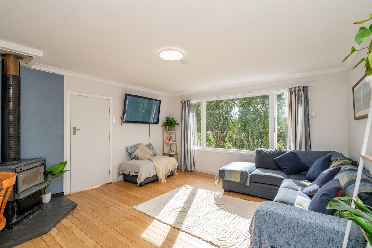 131 Black Road, Otatara - Carousel 2