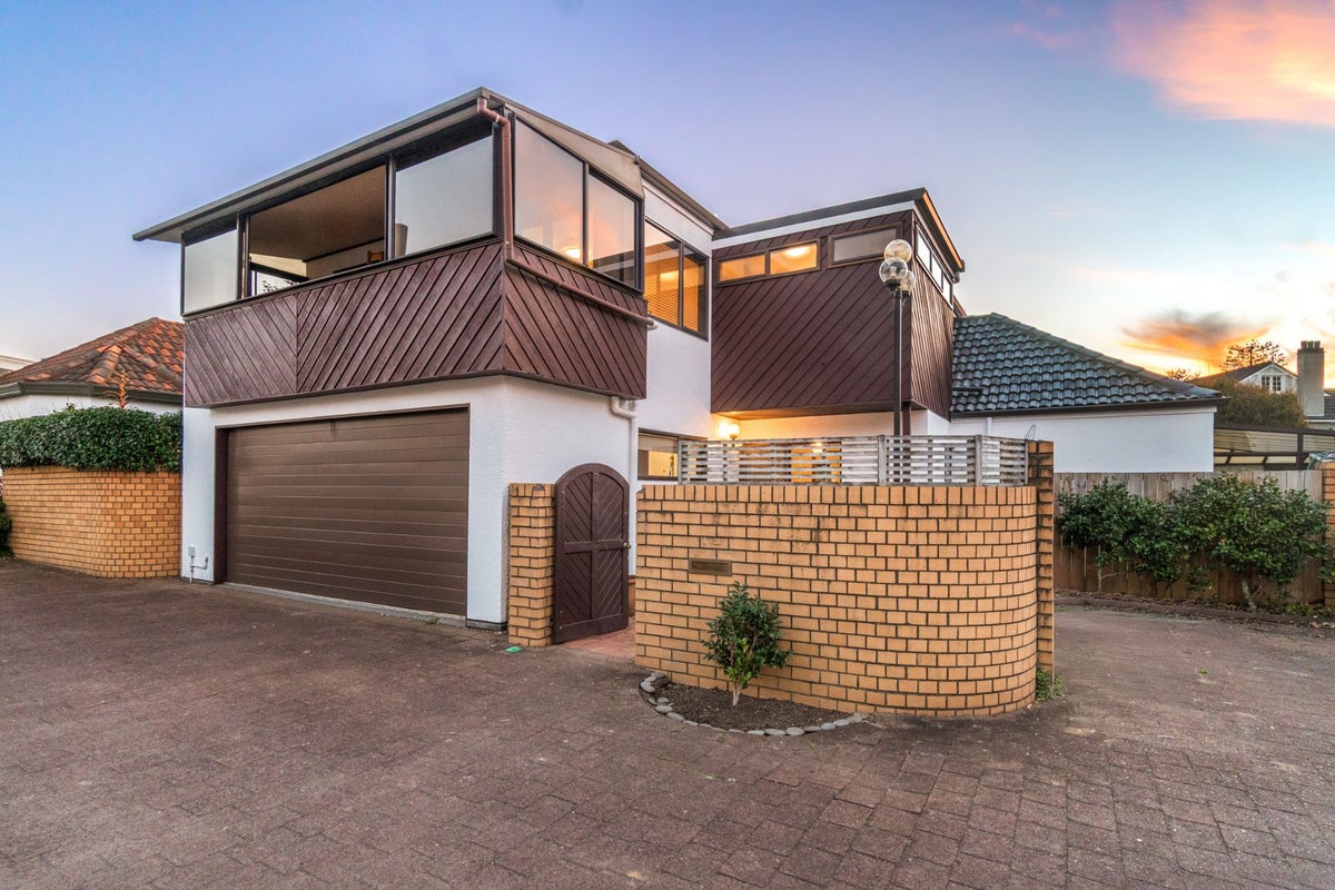 3/636 Remuera Road, Remuera, Auckland - Carousel 1