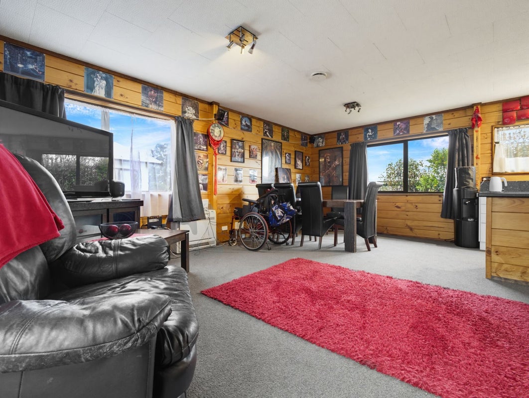 15B Ngahu Street, Fairy Springs, Rotorua - Carousel 2