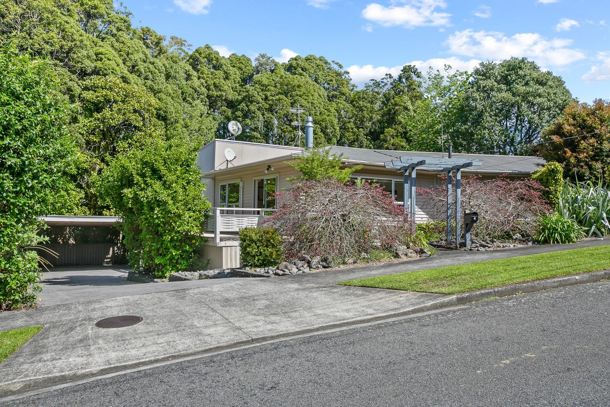 4 Elizabeth Place, Ferndale, New Plymouth - Carousel 20
