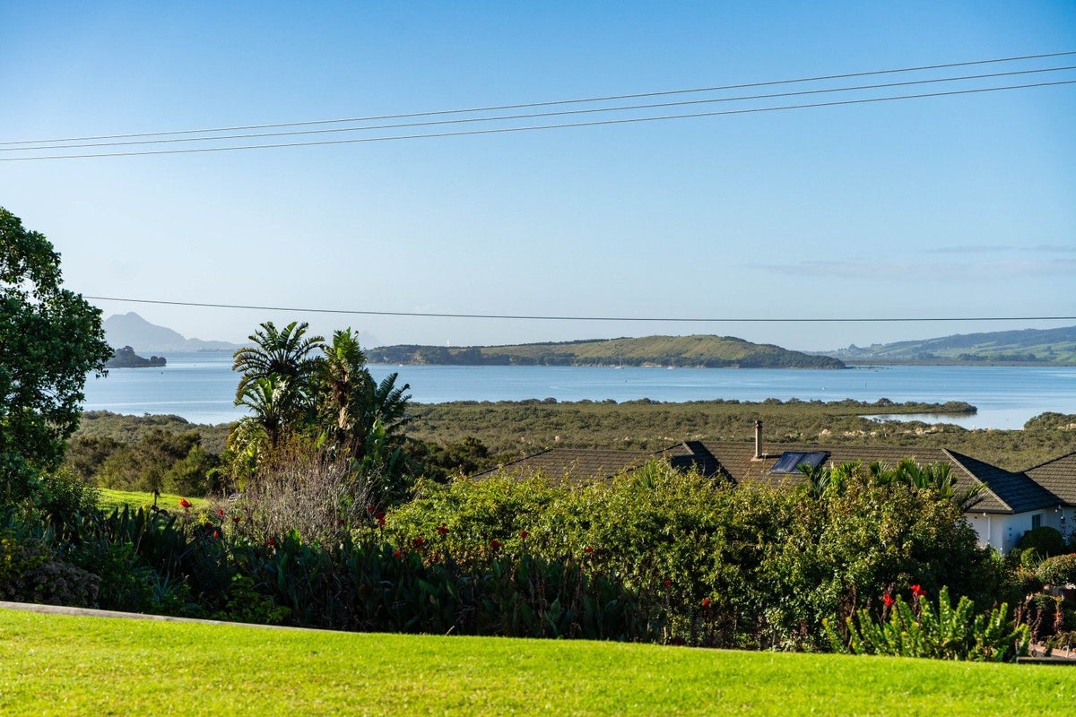 107 Toetoe Road, Whangarei - Carousel 2