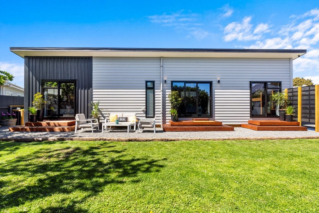 18A Williams Street, Marewa, Napier - Carousel 27