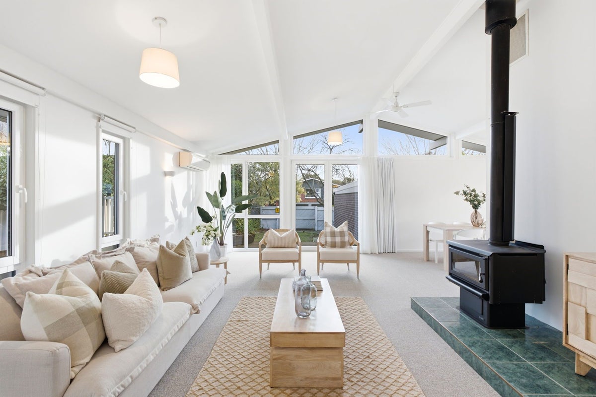 6 Camelot Street, Ilam, Christchurch - Carousel 2