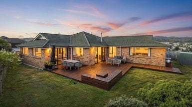 44 Kahurangi Heights, Aotea, Porirua - Carousel 1