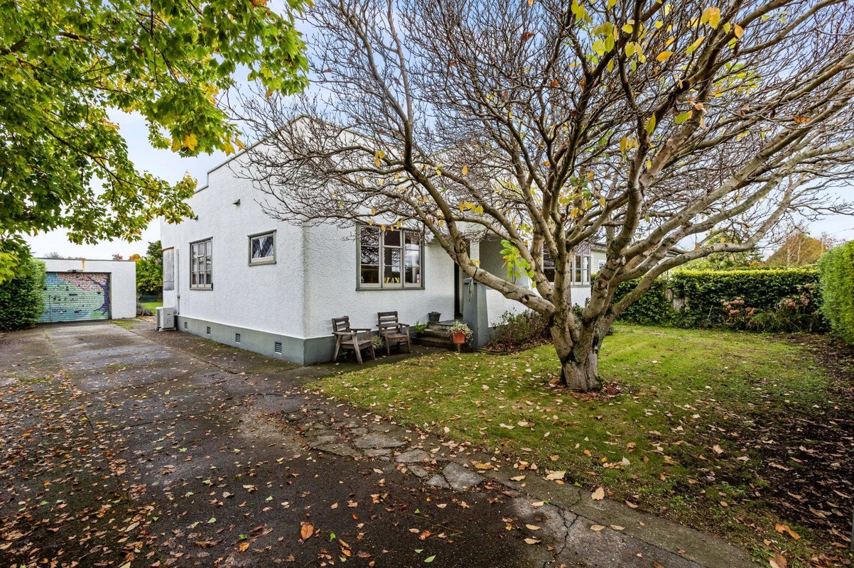 512 Pepper Street, Saint Leonards, Hastings - Carousel 1