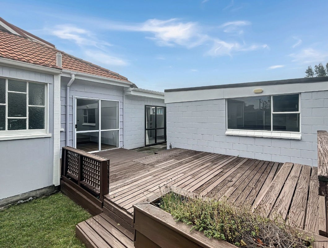 19 Pratt Street, New Brighton, Christchurch - Carousel 2