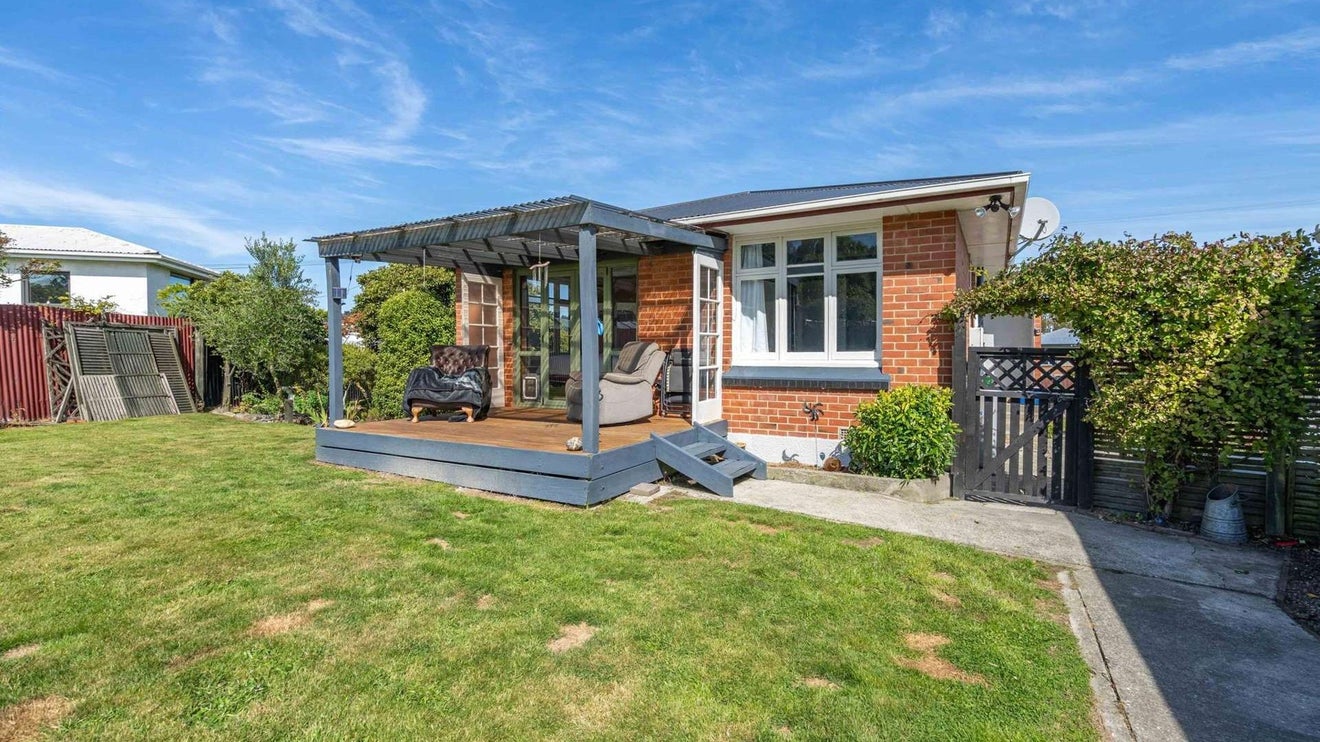 8 Talbot Street, East Gore, Gore - Carousel 1