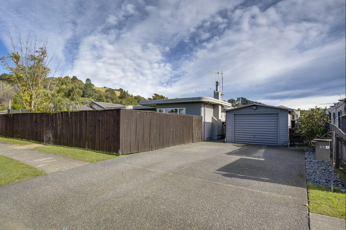 29 Harpham Street, Taradale, Napier - Carousel 16