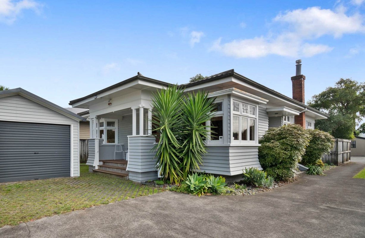 273 Meola Road, Point Chevalier, Auckland - Carousel 1