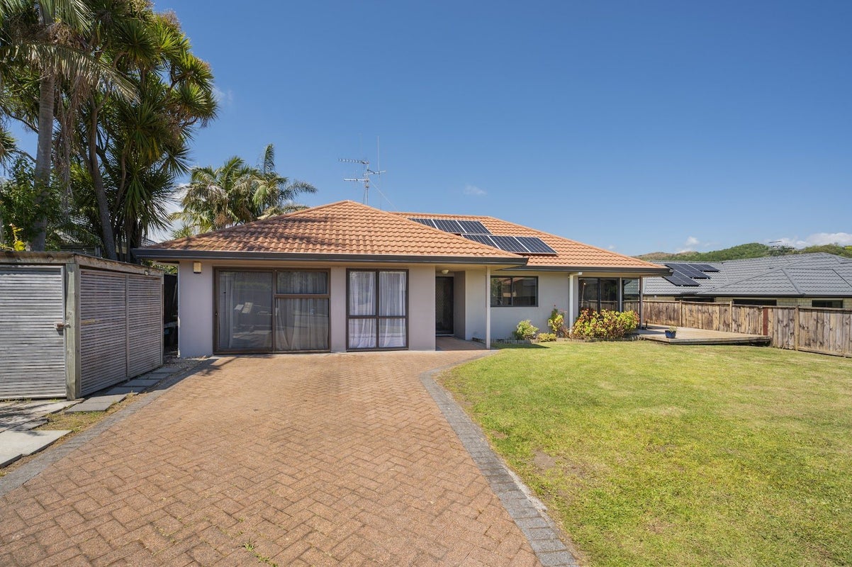 49 Pelorus Street, Welcome Bay, Tauranga - Carousel 2
