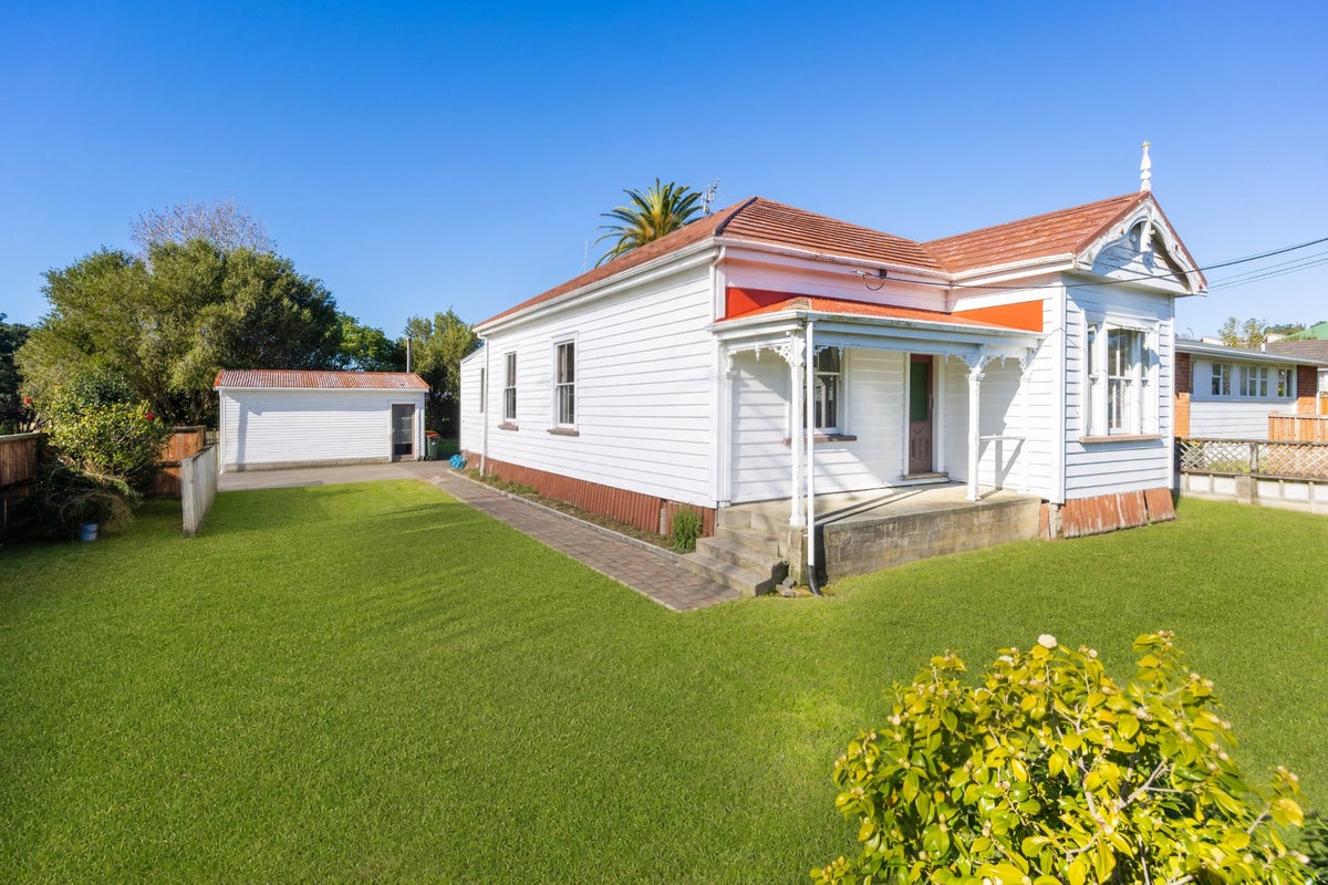 9 Lilburn Street, Warkworth, Warkworth - Carousel 1