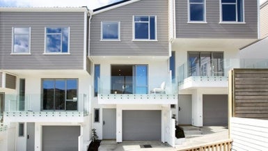 25C Liffey Street, Island Bay, Wellington - Carousel 1