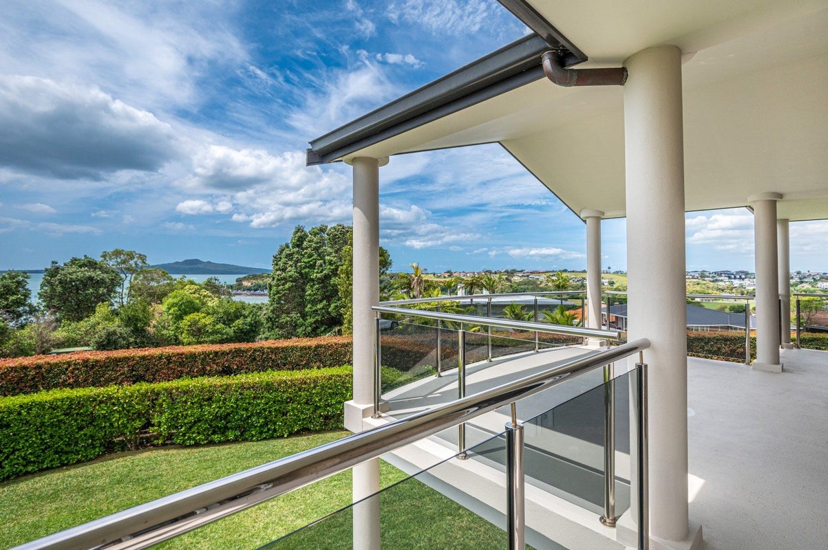 36 Paritai Drive, Orakei, Auckland - Carousel 1