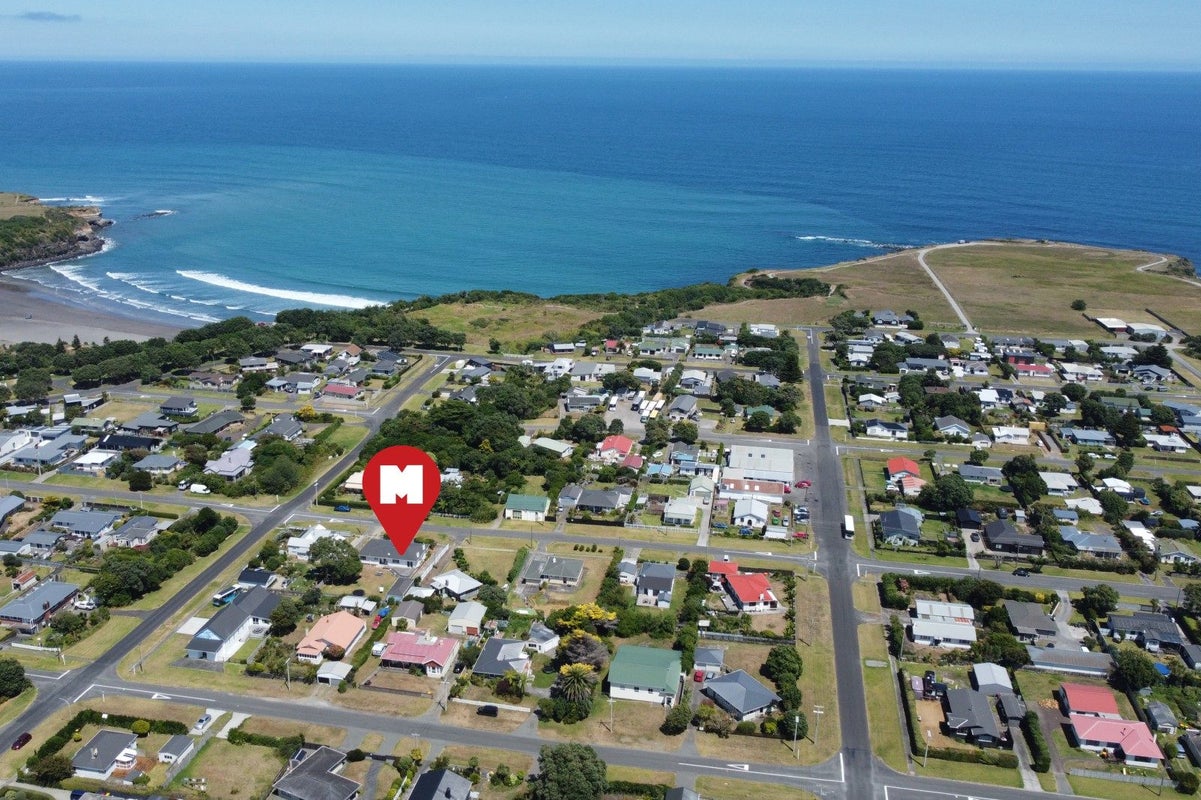 43 Fox Street, Opunake - Carousel 23