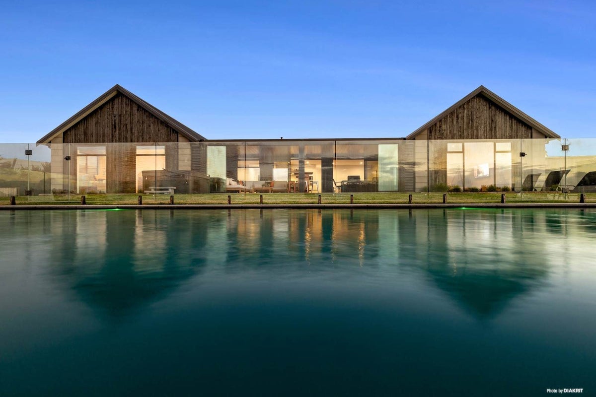 51 Hull Road, Tuakau - Carousel 2