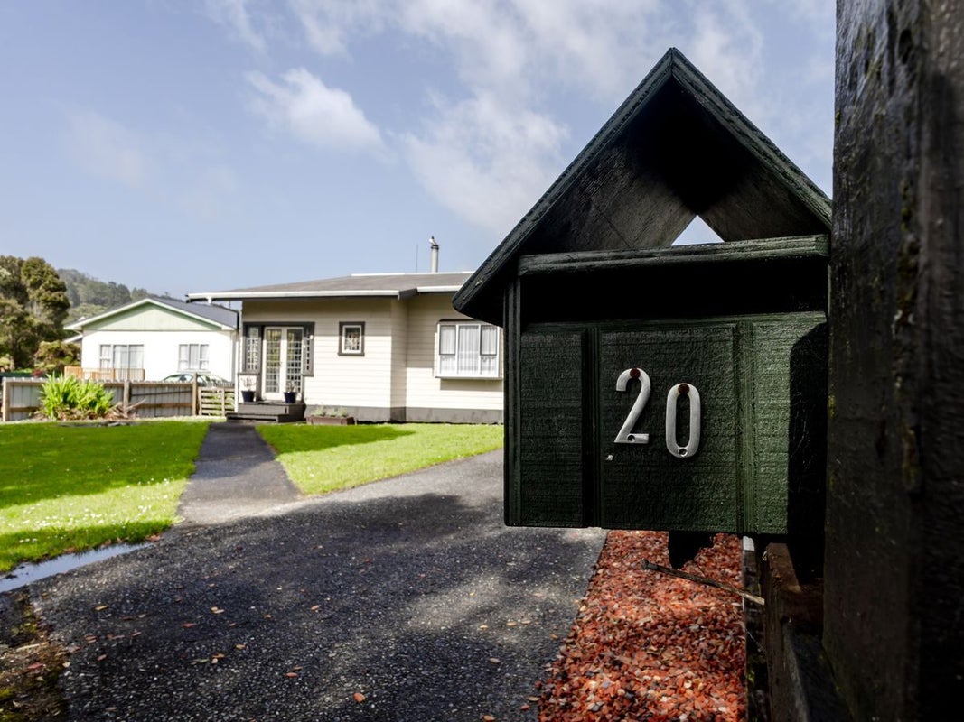 20 Marsden Road, Greymouth, Greymouth - Carousel 19
