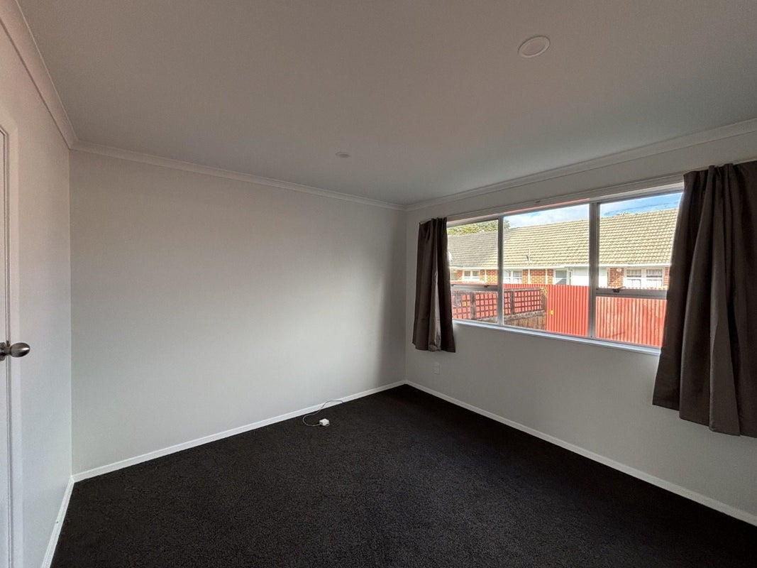38A Ararino Street, Trentham, Upper Hutt - Carousel 7