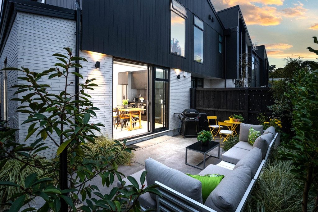 4/57B Carlton Mill Road, Merivale, Christchurch - Carousel 1