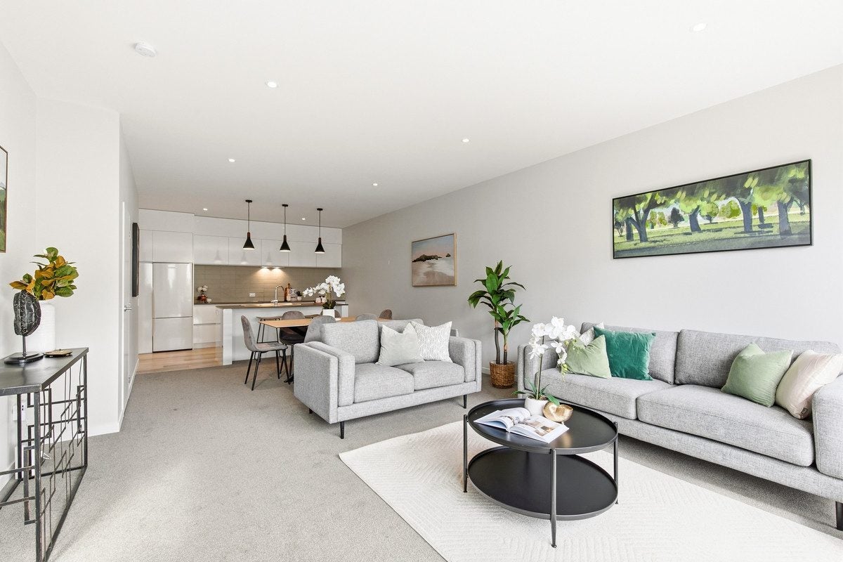 20/6 Oswald Crescent, Paparangi, Wellington - Carousel 1