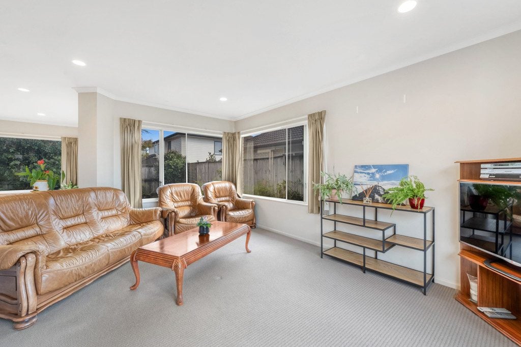 364 Chapel Road, Flat Bush, Auckland - Carousel 2
