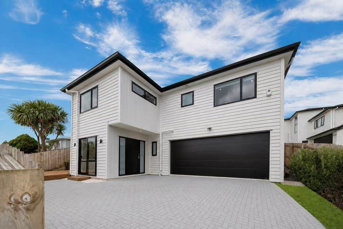 6B Dalwhinnie Parade, Highland Park, Auckland - Carousel 2