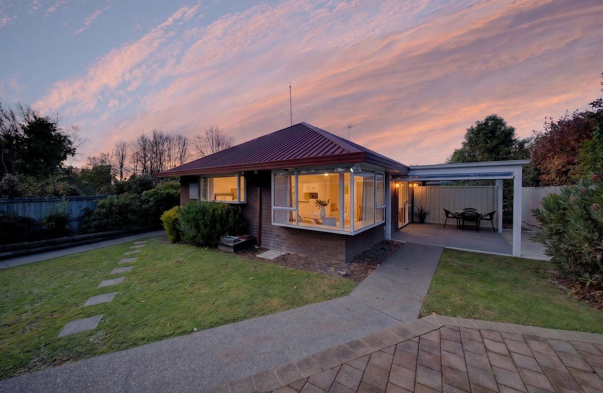 2/148 Rose Street, Somerfield, Christchurch - Carousel 1
