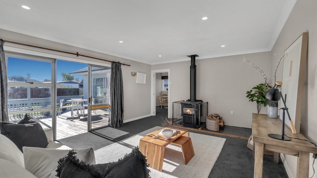 13 HEWLINGS ST, Shirley, Christchurch - Carousel 2