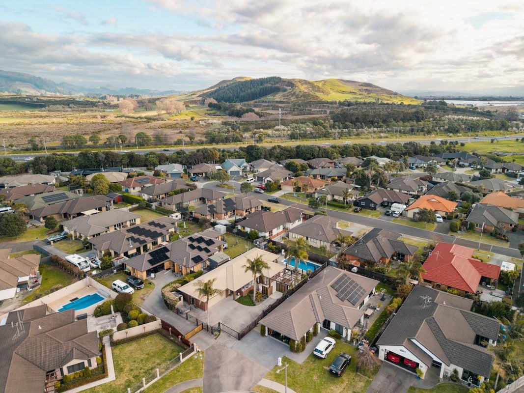 17 Addison Court, Papamoa Beach, Papamoa - Carousel 23