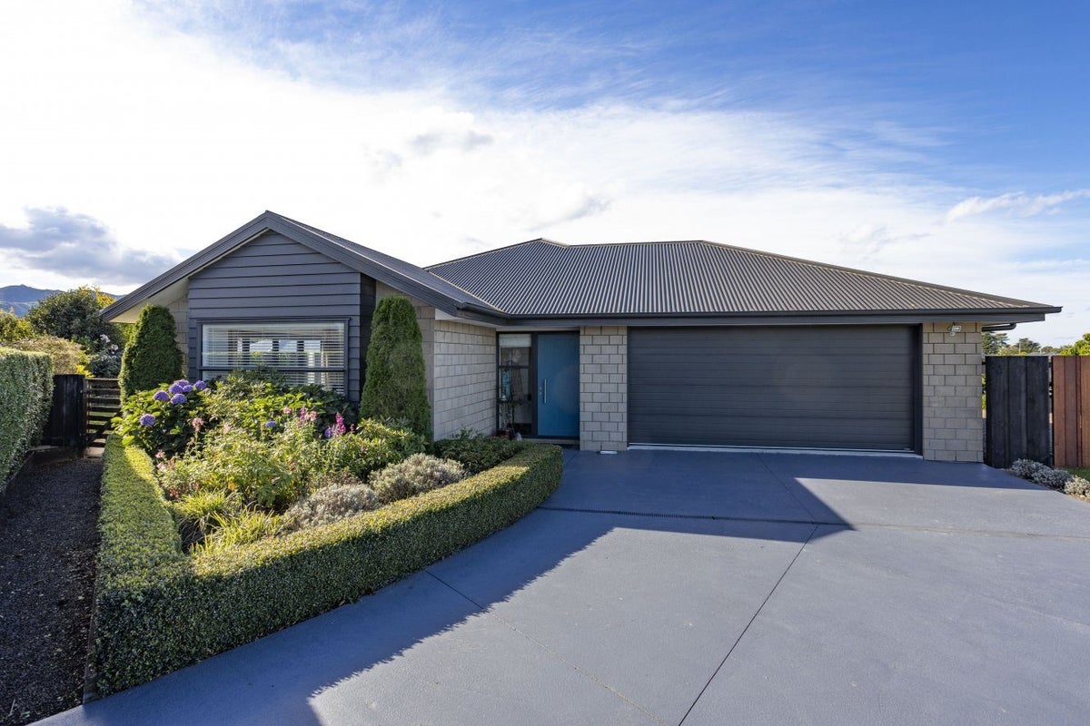22 Weka Street, Oxford, Oxford - Carousel 1