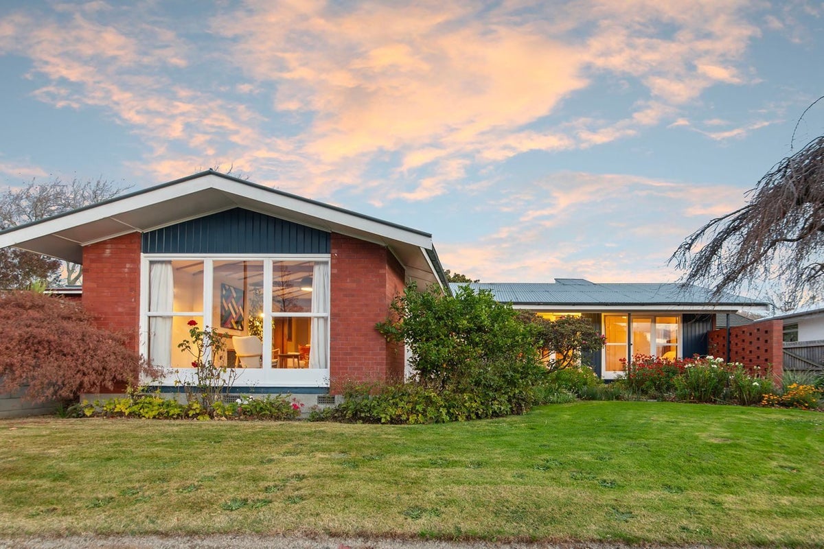 11 Tuirau Place, Ilam, Christchurch - Carousel 1