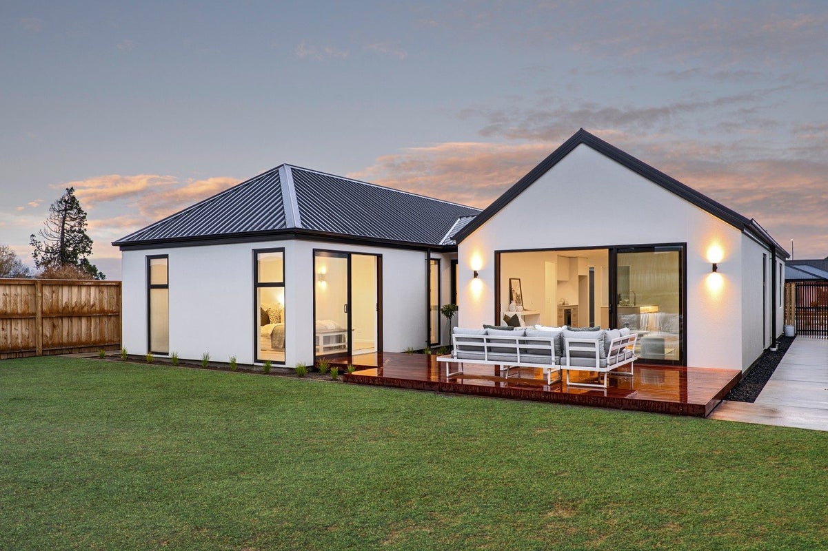 16 Greenslade Drive, Lincoln, Lincoln - Carousel 3