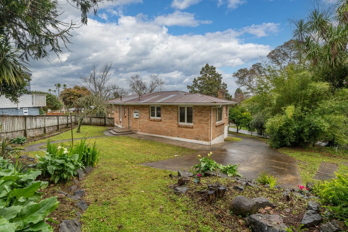 20 Helena Road, Hillcrest, Hamilton - Carousel 9