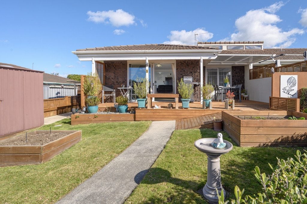 9/3 Stewart Street, Te Puke, Te Puke - Carousel 2