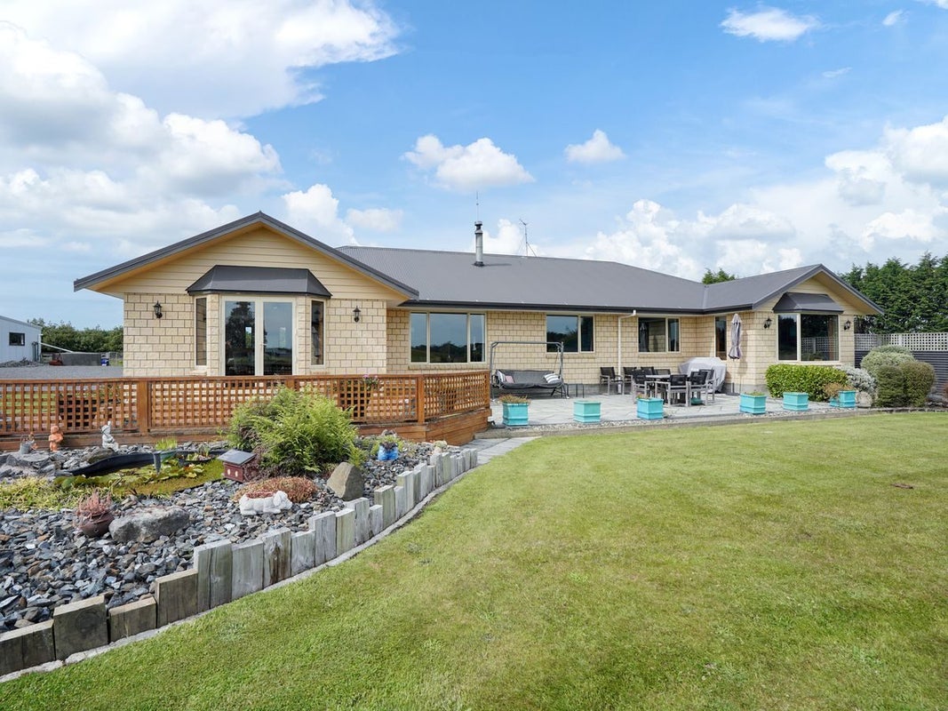 110 Otatara Road, New River Ferry, INVERCARGILL - Carousel 1
