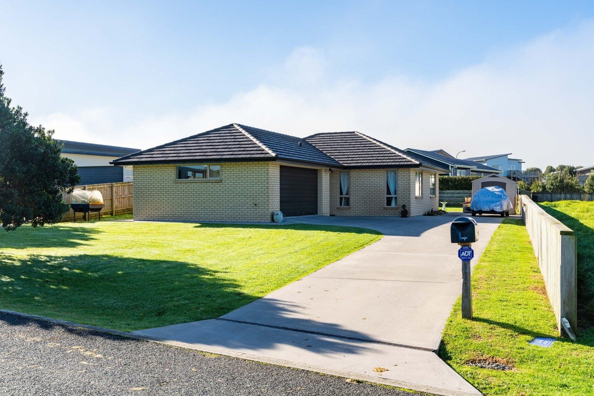 4 Pipi Place, Dargaville - Carousel 1